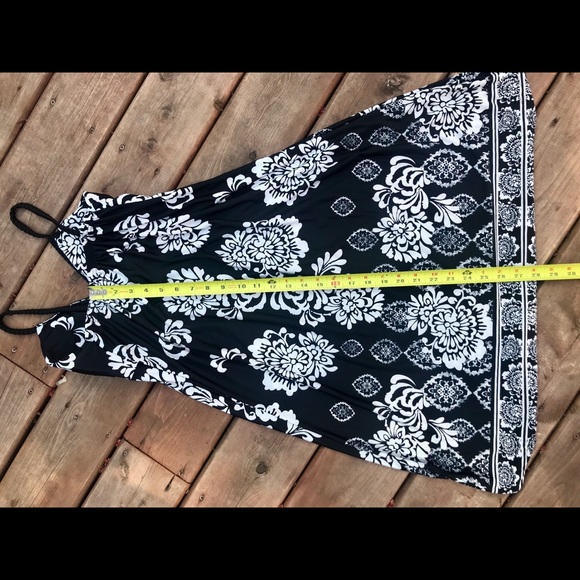 Summer dress - Picture 3 of 4